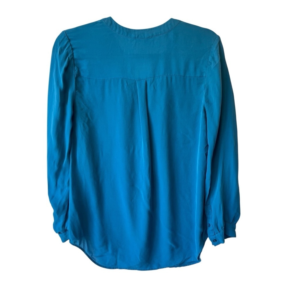 Joie 100% Silk blouse Small Long sleeve Blue V-neck Pockets Lightweight top - Picture 2 of 9